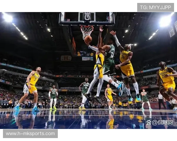 雄鹿进攻火力全开，字母哥再度砍下高分，雄鹿 字母哥