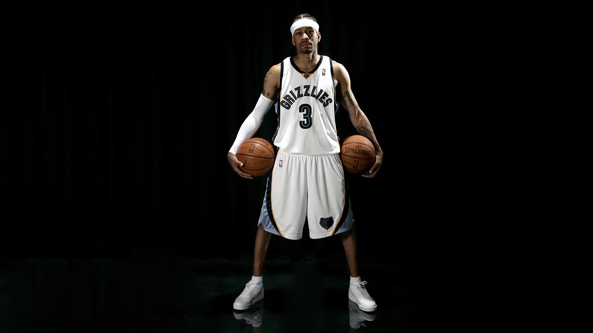 布克再次带伤上阵展现斗志，布克回应